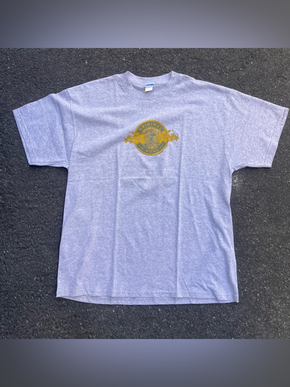 Vintage OP Surf Gray Graphic Crewneck T-Shirt with Gold Emblem